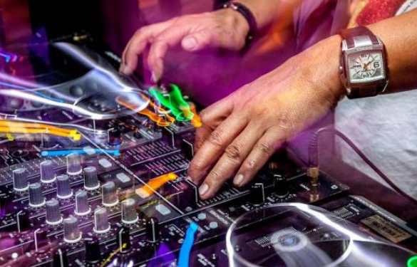 ENDLESS WINTER OPENING 2015